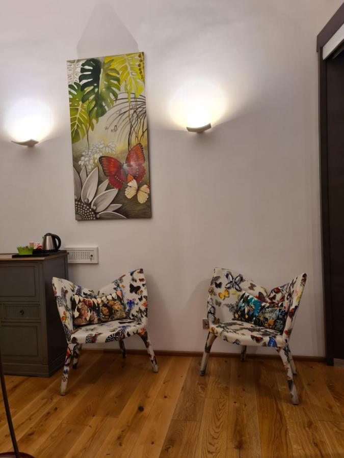 Incantevole Con Jacuzzi Rzym Zewnętrze zdjęcie