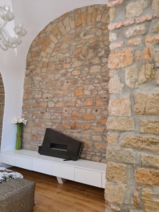Incantevole Con Jacuzzi Rzym Zewnętrze zdjęcie